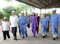 Bí Thư tỉnh ủy Ninh Bình Nguyễn Thị Thanh thăm nhà máy Thép Kyoei